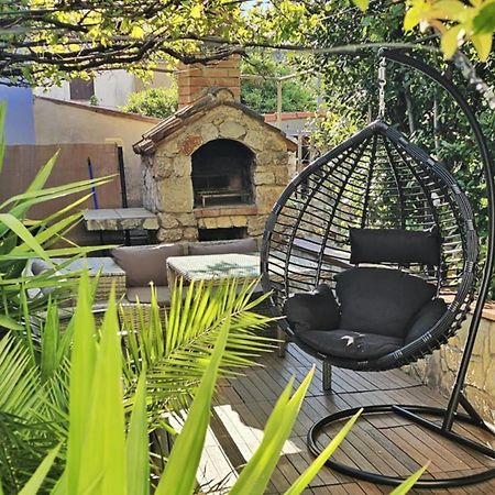 Holiday Place Veli Dvor - Vacation House With Private Garden In Old Town Punat Exterior foto