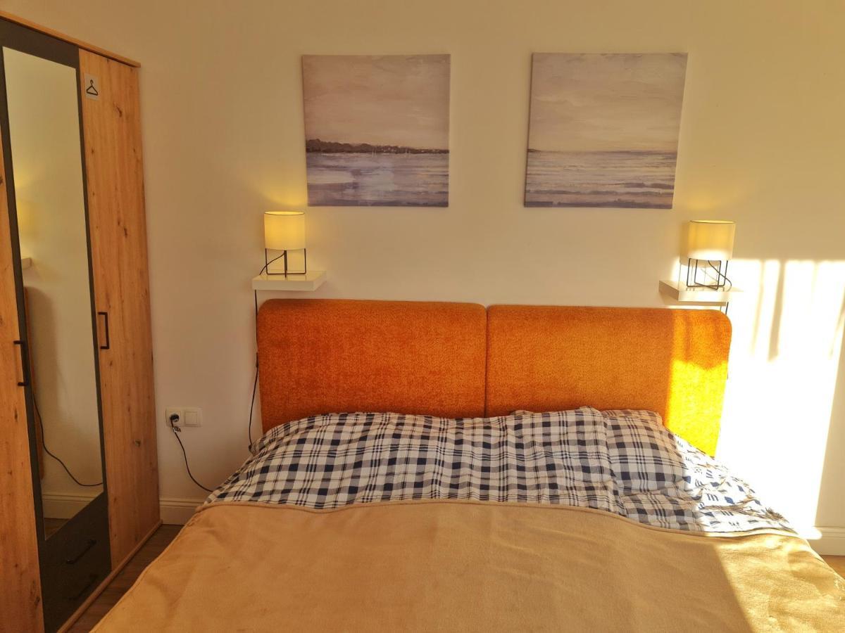 Holiday Place Veli Dvor - Vacation House With Private Garden In Old Town Punat Exterior foto