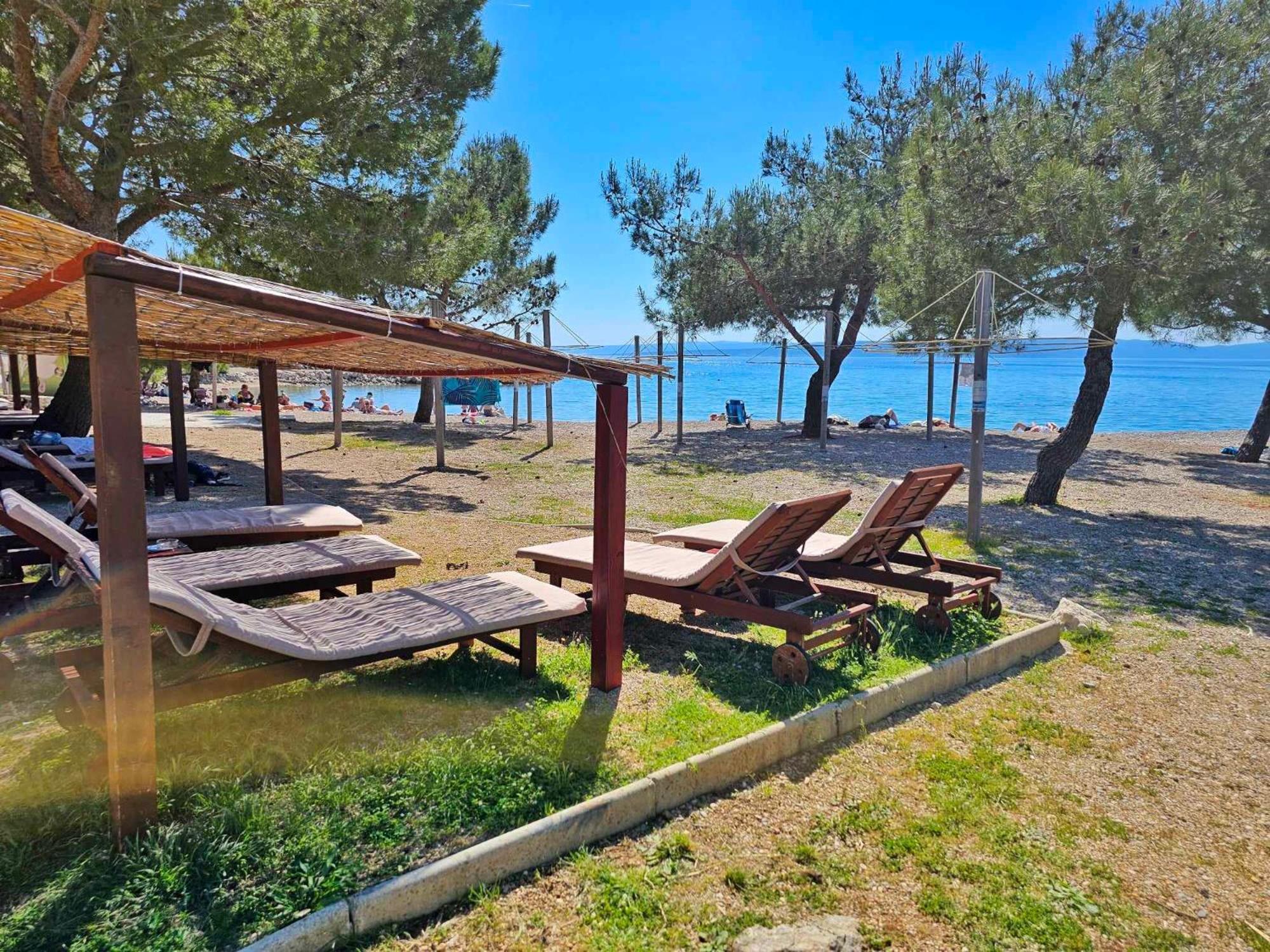 Holiday Place Veli Dvor - Vacation House With Private Garden In Old Town Punat Exterior foto